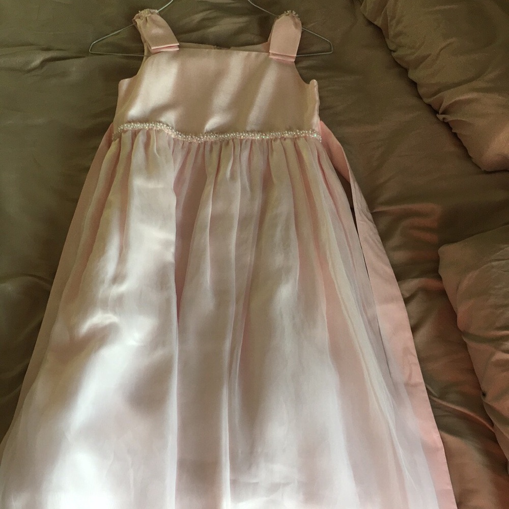 Girls light pink dress
